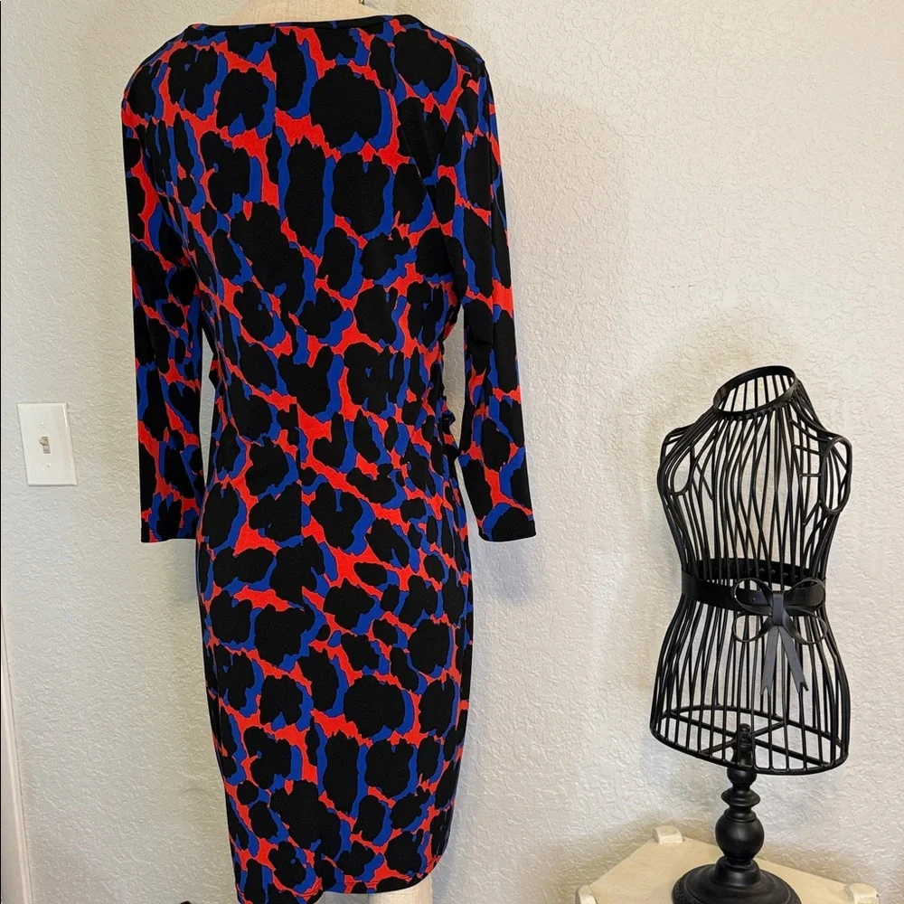 Metaphor Black and Red Long Sleeve Dress - Picture 5 of 9